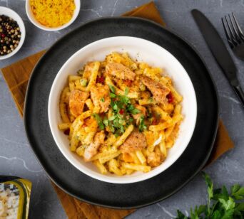 Cheesy Mac 'n Chicken 