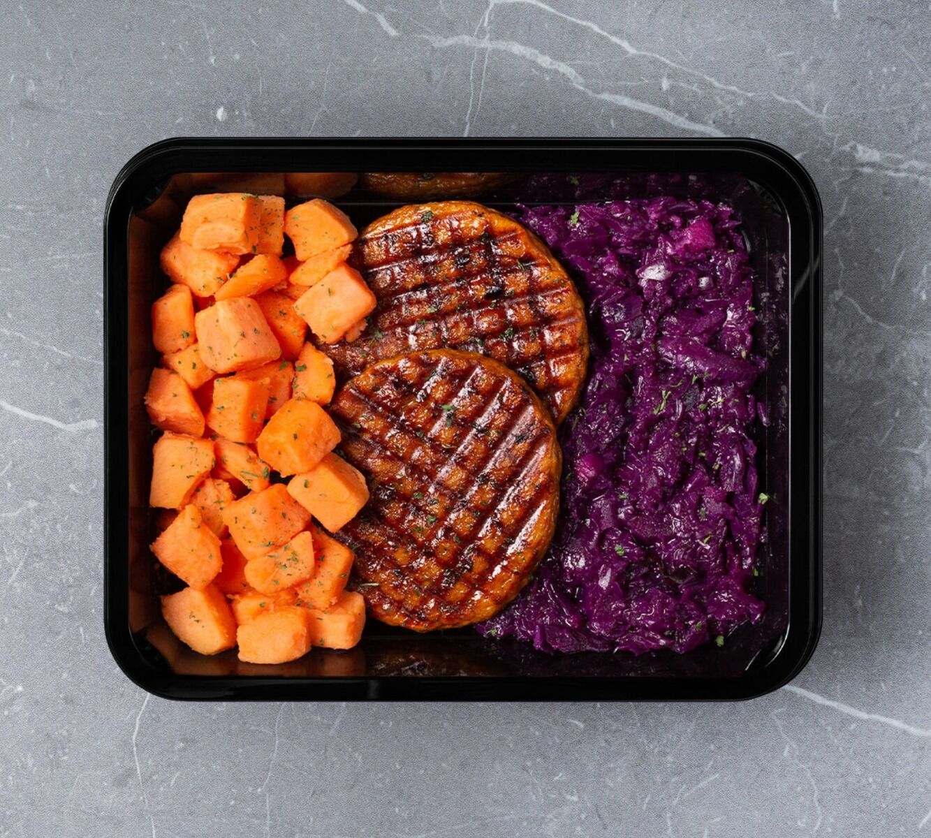 Süsskartoffeln  - Hähnchenburger - Apfelrotkohl (mit Gewürz)