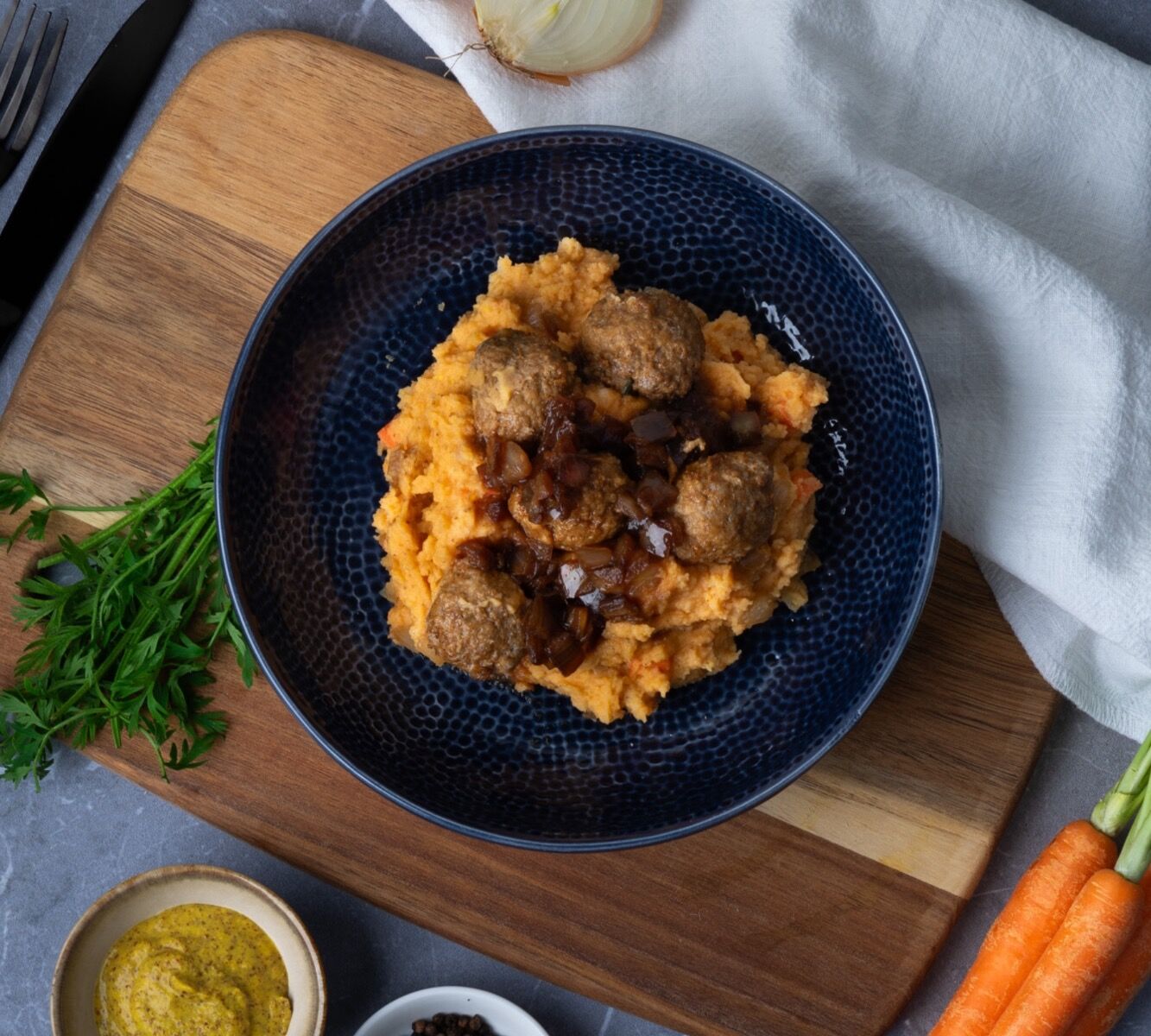 Kartoffel-Möhren stampf - Meatballs