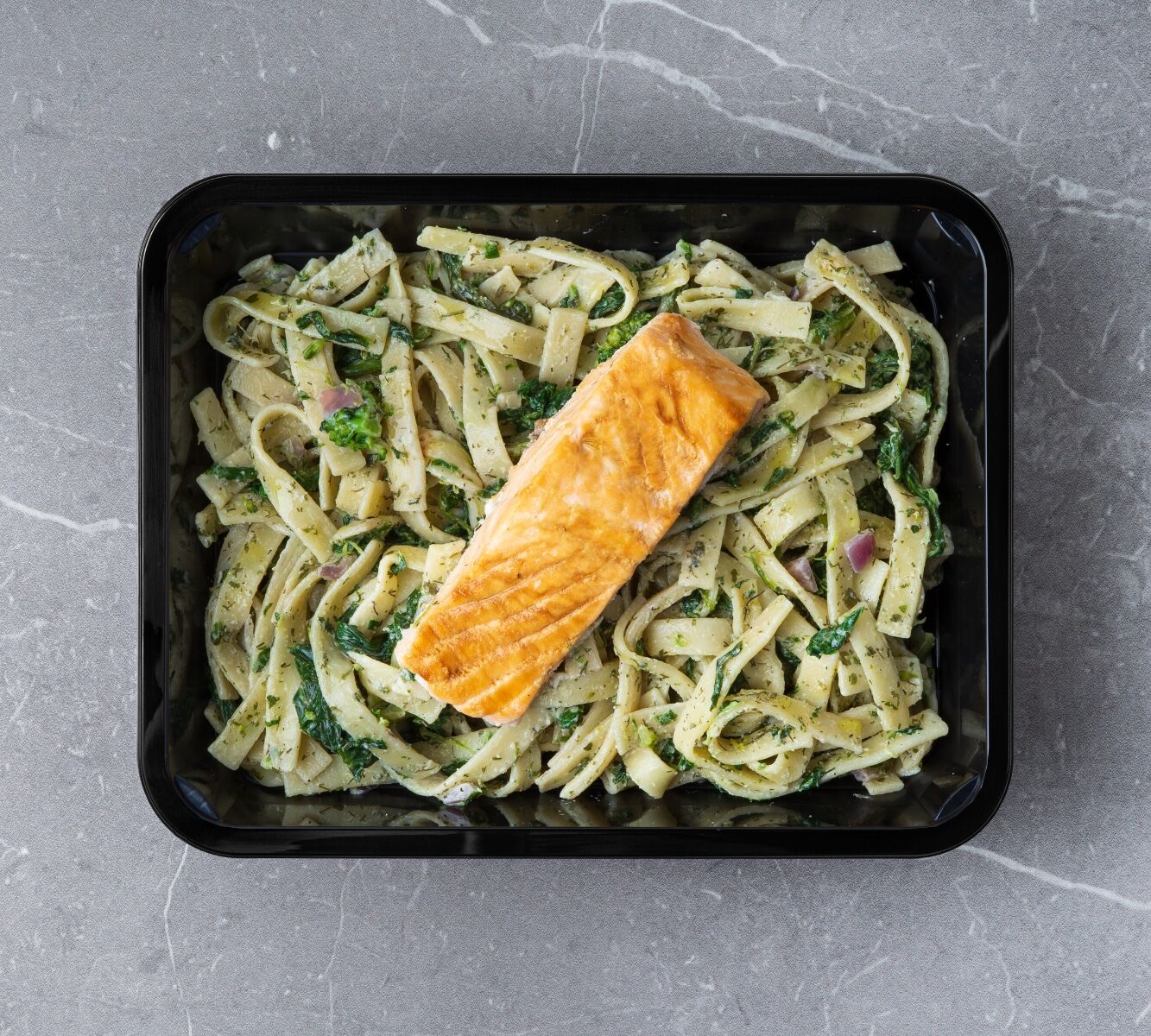 Tagliatelle Lachs