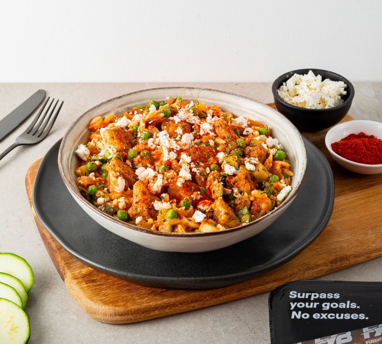 Mediterrane Orzo - Hähnchen & Feta [BULK]