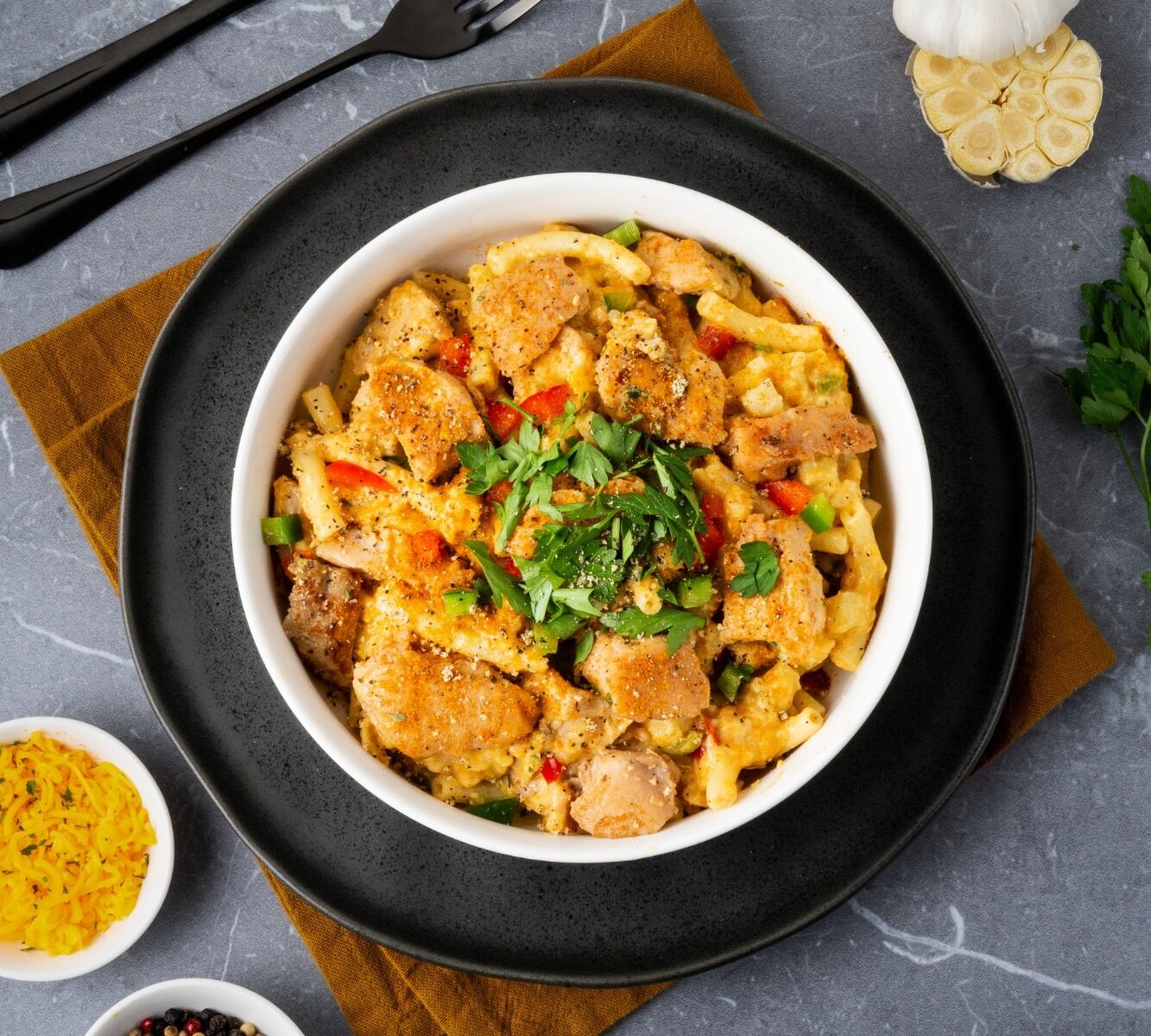 Cheesy Mac 'n Chicken [MASSE]