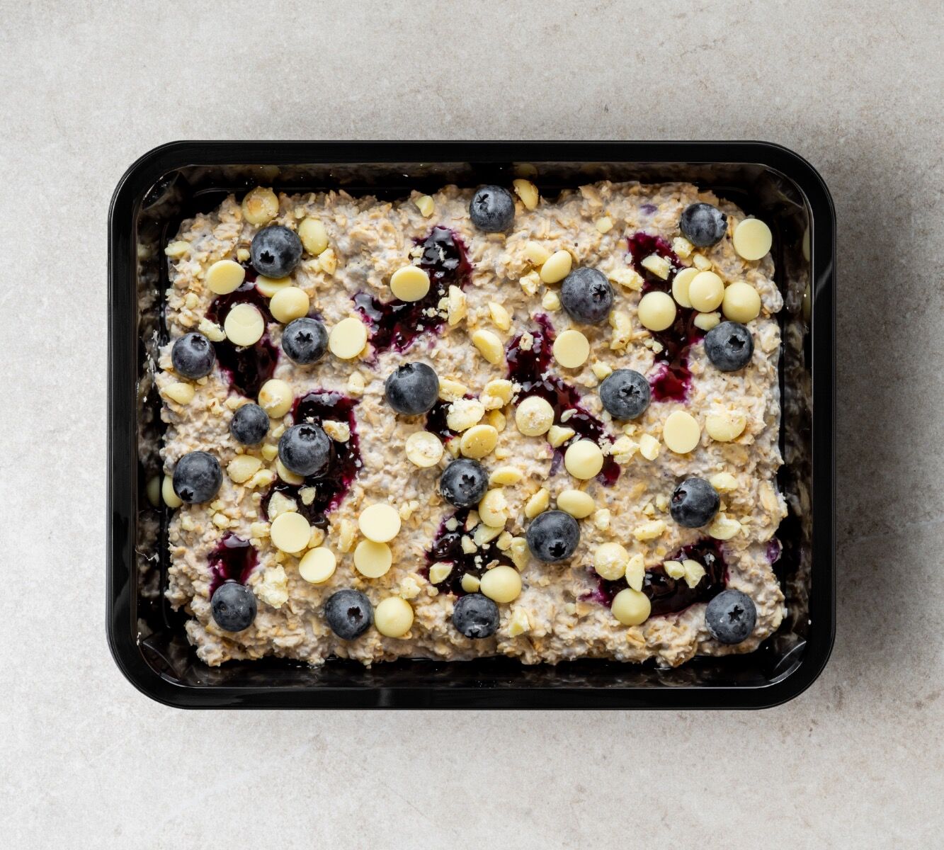 High Protein Overnight Oats - Blaubeere - Weiße Schokolade