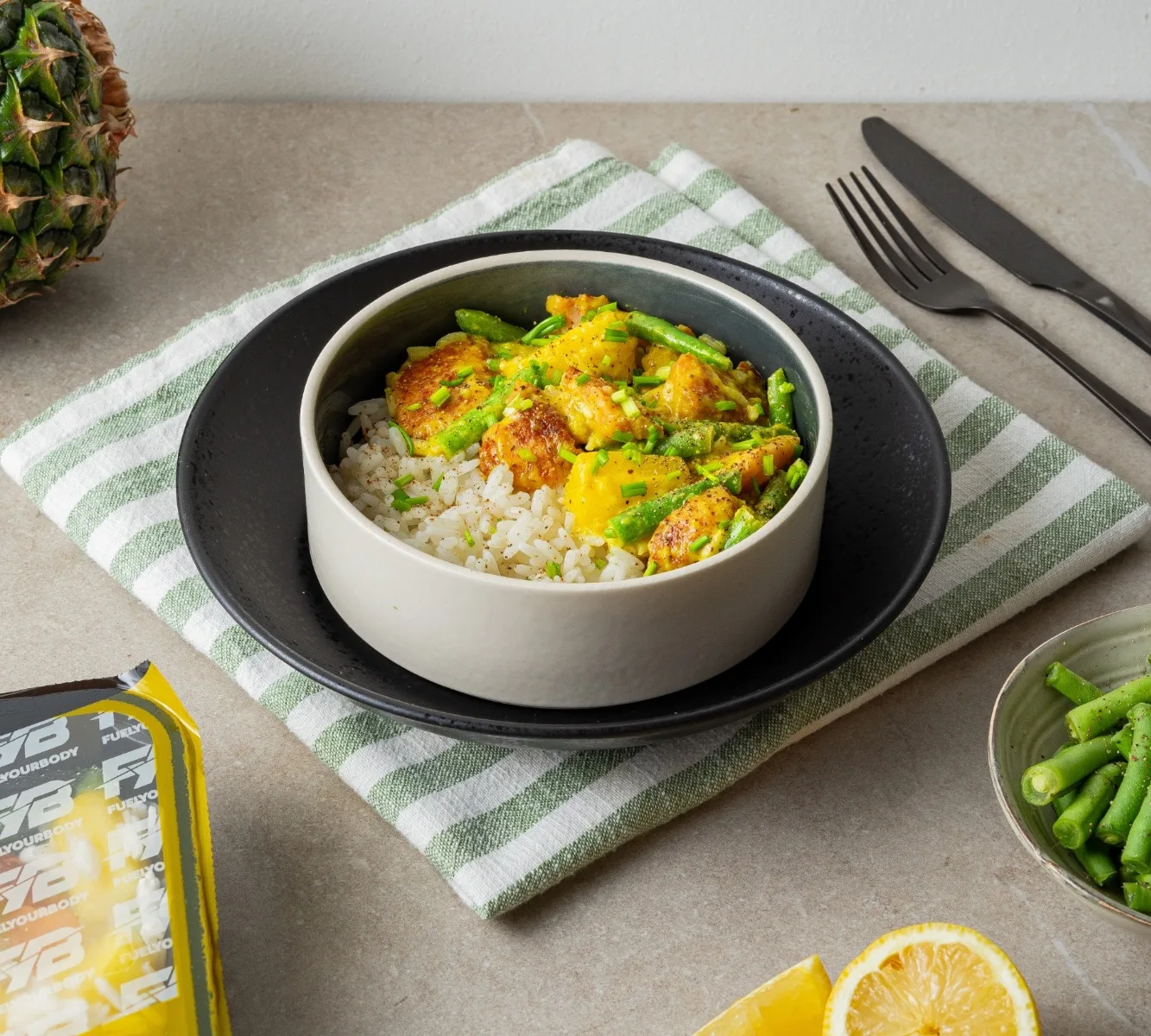 Basmati Reis - Hühnercurry - Brechbohnen & Ananas