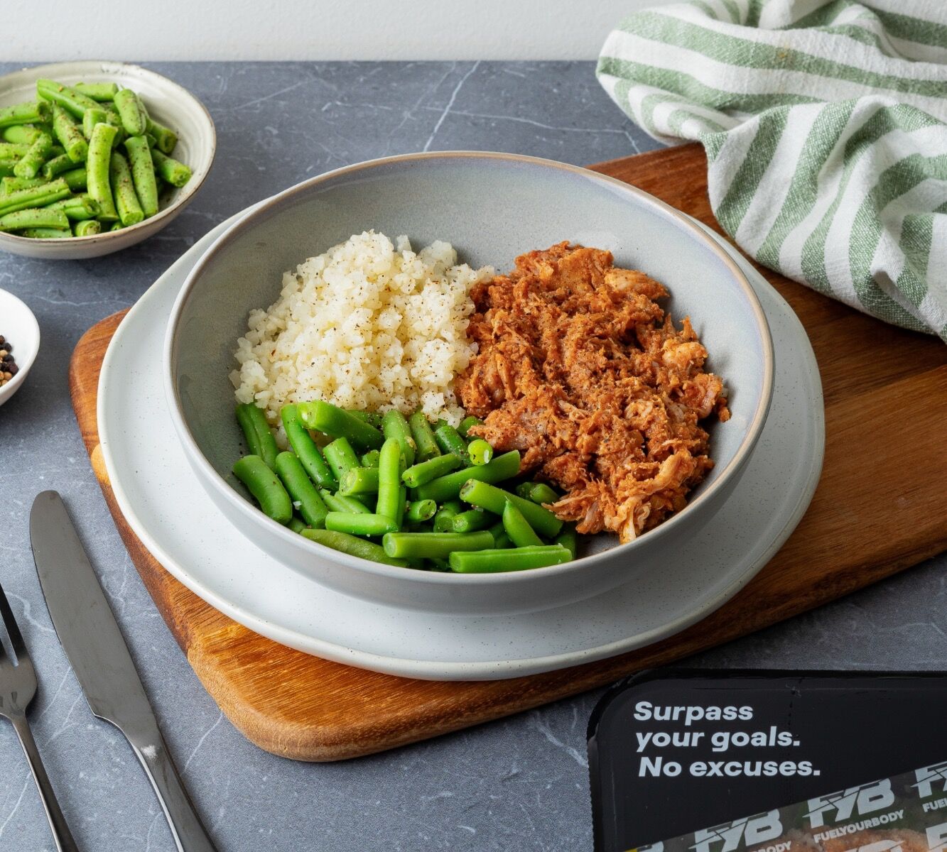 Blumenkohl Reis - BBQ Pulled Chicken - Brechbohnen [LOWCARB]