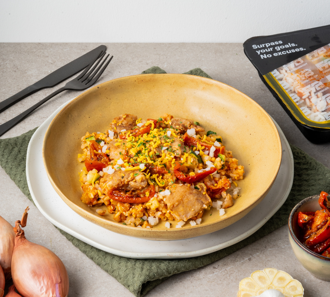 Tomaten-Blumenkohl-Risotto - Hähnchen [LOWCARB]