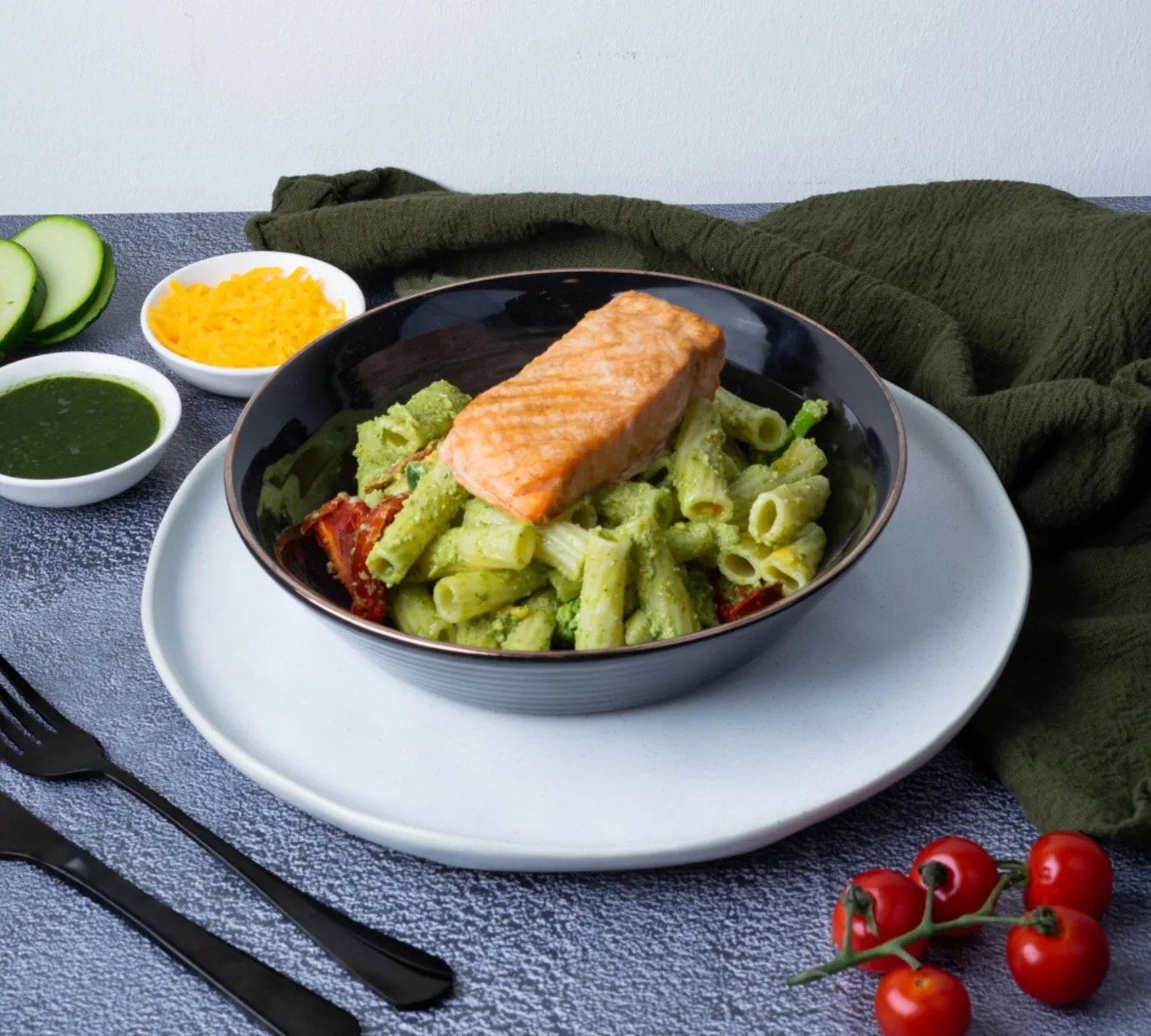 Pasta Pesto - Lachs
