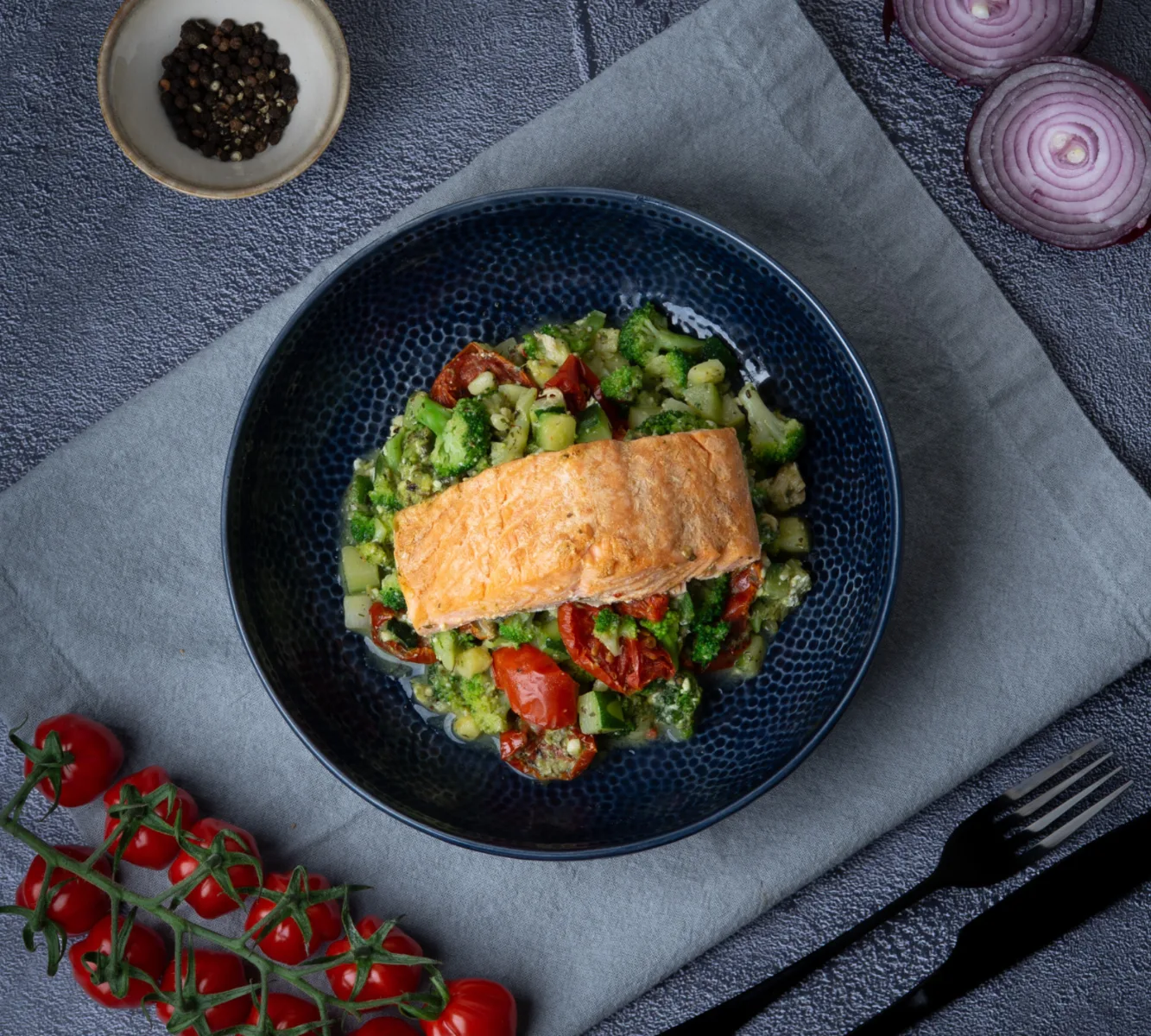Pasta Pesto Lachs - [LOW CARB]