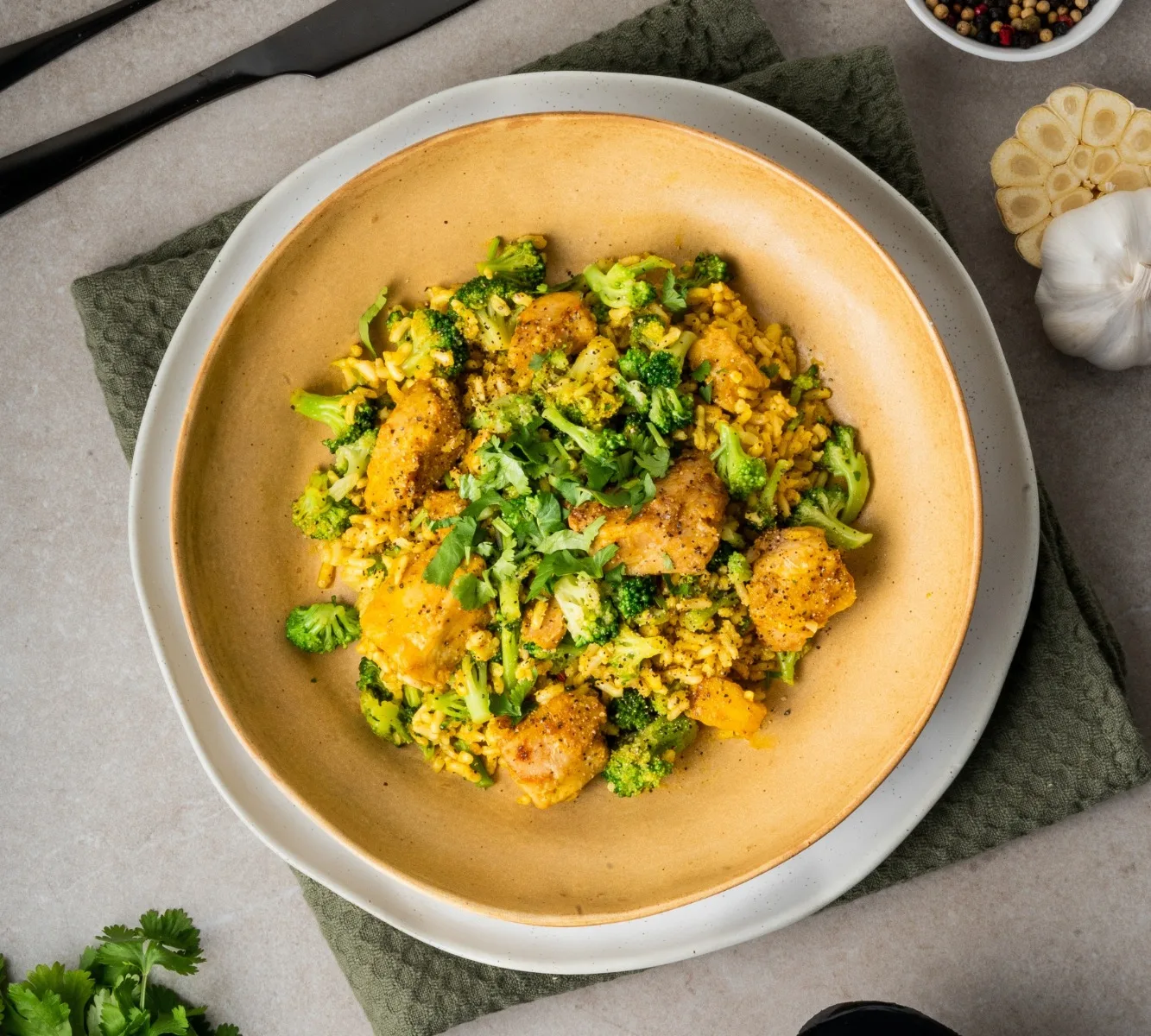Brauner Reis - Veganes Hähnchen - Brokkoli (Bombay-Curry-Sauce) [VEGAN]